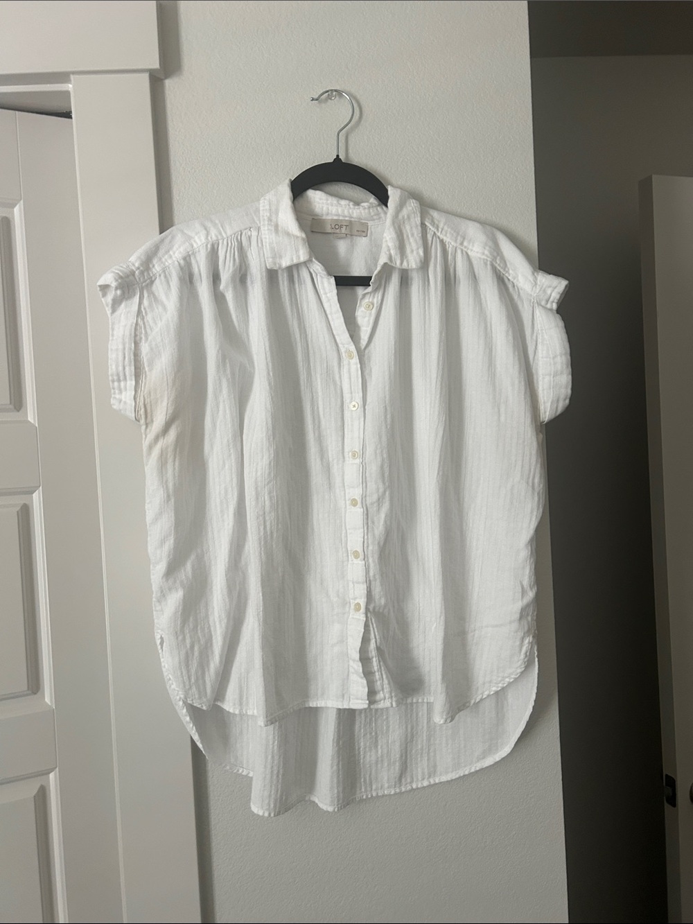 LOFT White Short-Sleeve Button-Down Gauze Blouse